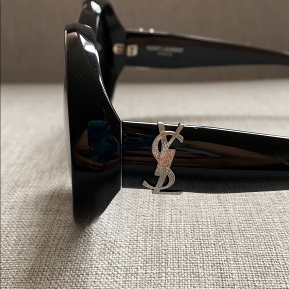 Saint Laurent SL M1 002 Black Oval Sunglasses - Picture 9 of 16